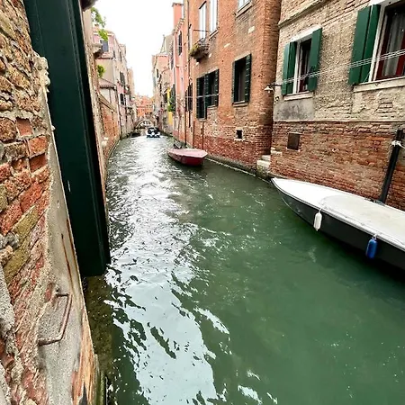 Ca' Dell'ombra Felice - Canal View * Velence