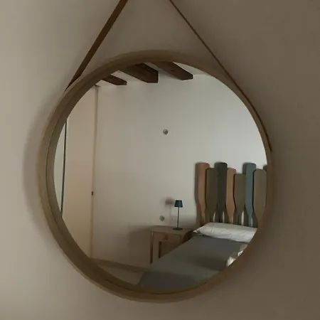 Ca' Dell'ombra Felice - Canal View Apartment Venice